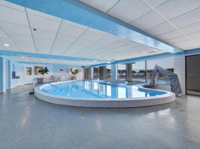 350 Edgewater Inn
